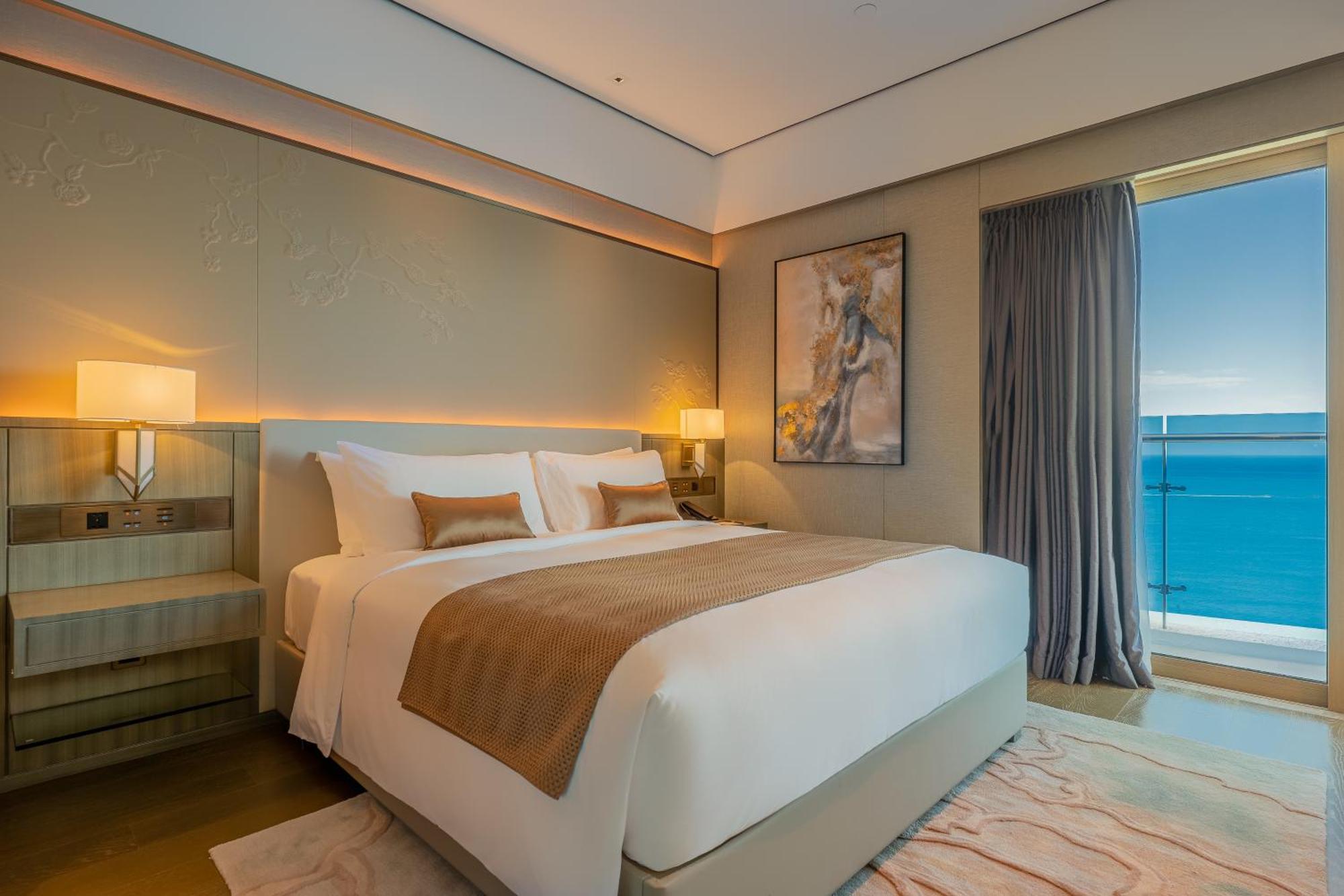 Howard Johnson Plaza By Wyndham Blue Bay Sihanoukville Eksteriør bilde